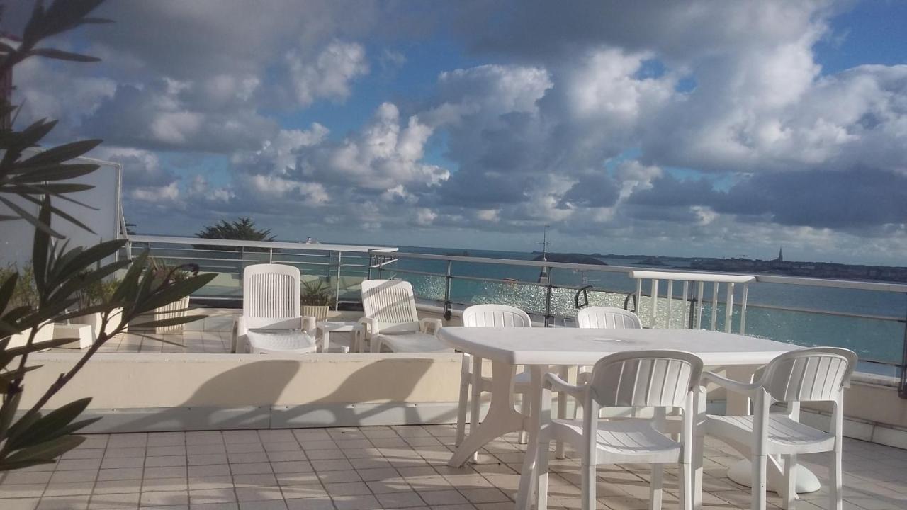 Residence Le Crystal Dinard Plage Exteriör bild